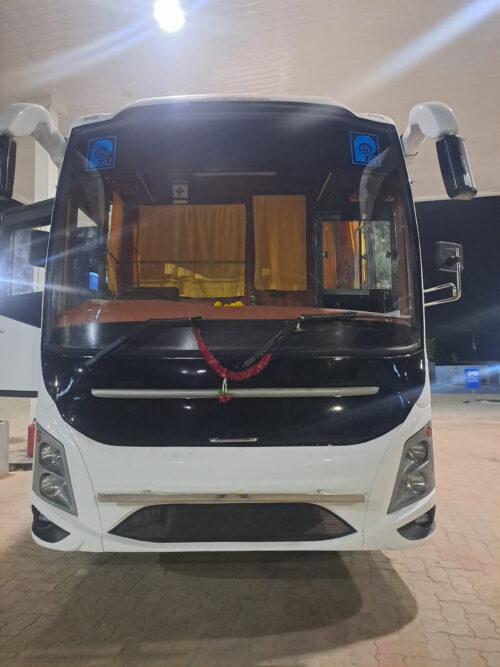 Luxury Bus 45 Seater